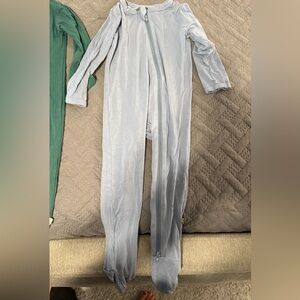 Kyte Baby 12-18 Footed sleeper